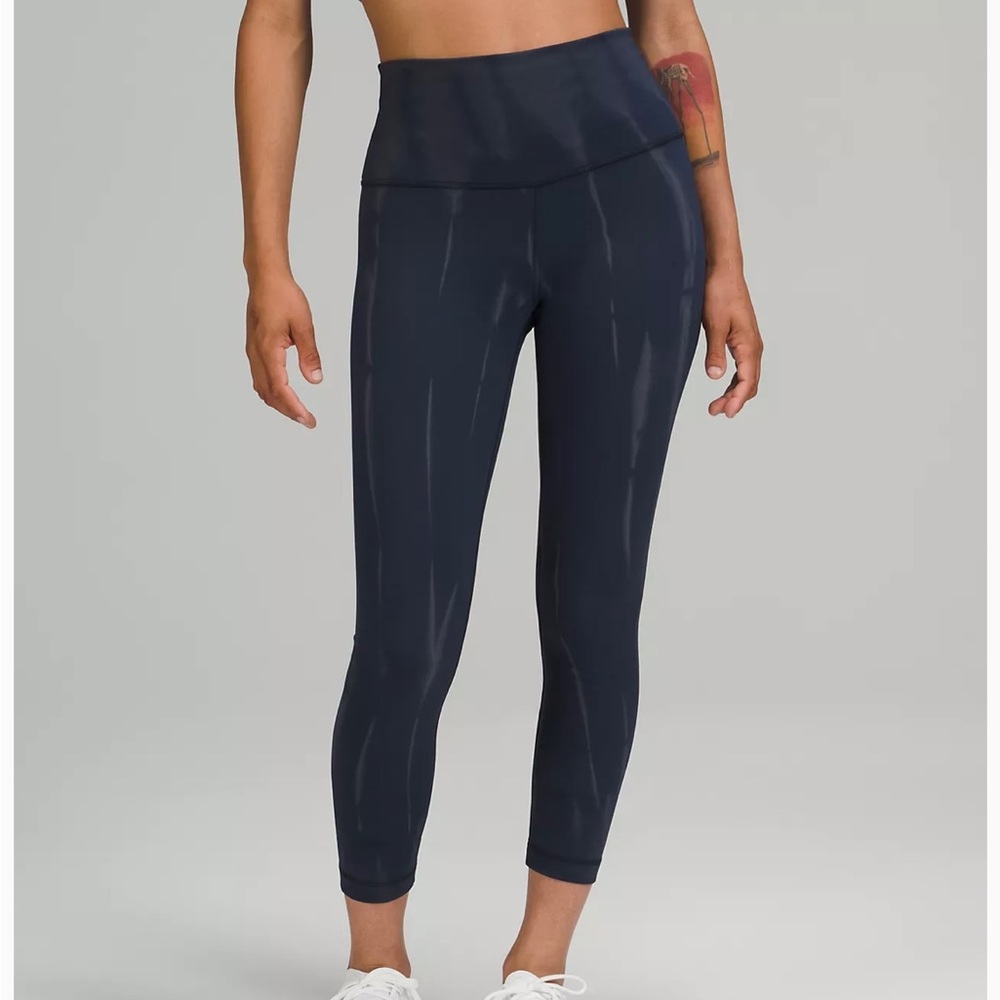 LULULEMON Wunder Train HR Crop 23" 
Fade